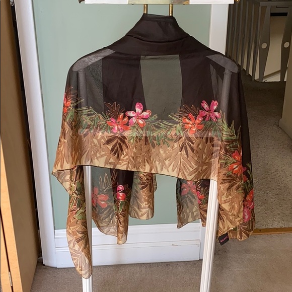 Patterned shall - Picture 4 of 4